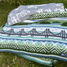 Load image into Gallery viewer, Höga kusten Lambswool Jacquard Blanket