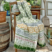 Load image into Gallery viewer, Linnaeus Lambswool Jacquard Blanket