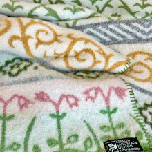 Load image into Gallery viewer, Linnaeus Lambswool Jacquard Blanket
