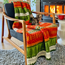 Load image into Gallery viewer, Mora Lambswool Jacquard Blanket