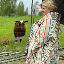 Load image into Gallery viewer, Skaraborg Lambswool Jacquard Blanket