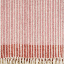 Load image into Gallery viewer, Rib Pink/Dusty Rose Lambswool Throw
