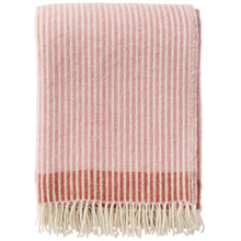 Load image into Gallery viewer, Rib Pink/Dusty Rose Lambswool Throw
