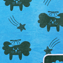 Load image into Gallery viewer, Flying Dog Blue/Green Organic Cotton Chenille Blanket 70x90cm
