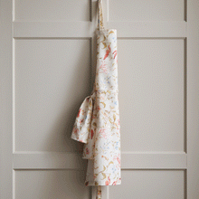 Load image into Gallery viewer, Romantica Pastel Linen &amp; Cotton Apron
