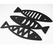Load image into Gallery viewer, Fish Trivet 18.5x20cm
