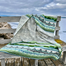 Load image into Gallery viewer, Höga kusten Lambswool Jacquard Blanket
