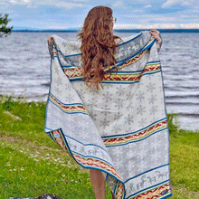Load image into Gallery viewer, Laponia Lambswool Jacquard Blanket
