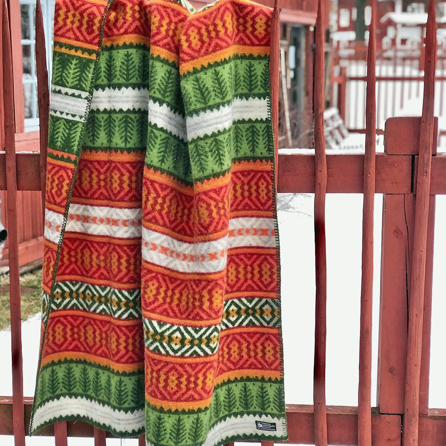 Mora Lambswool Jacquard Blanket