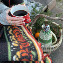 Load image into Gallery viewer, Bunad Lambswool Jacquard Blanket
