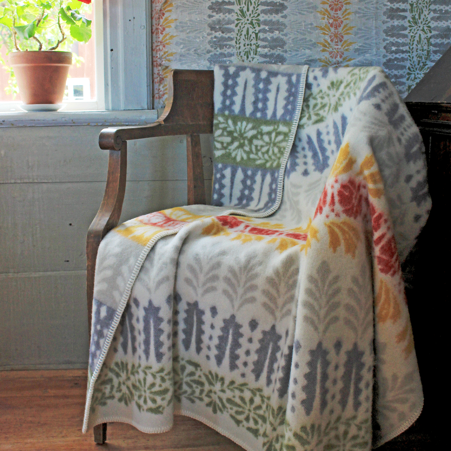 Arvet- Heritage Ochre Lambswool Jacquard Blanket